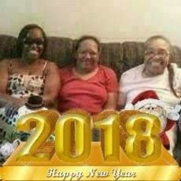 Meet your Posher, Denise - Picture 1 of 1